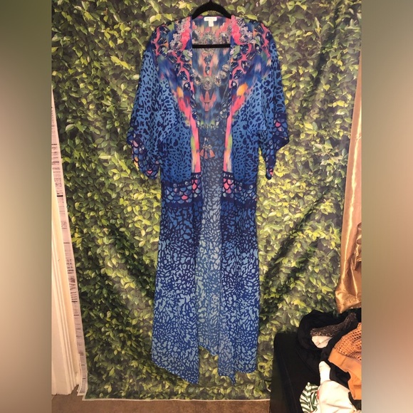 Vibrant Blue and Pink Animal Print Kimono - Picture 2 of 16